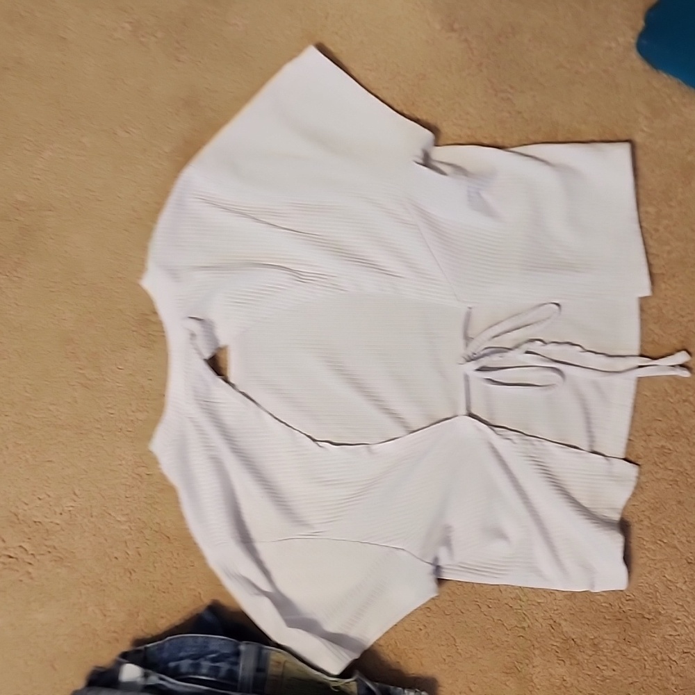 NO COMMENT Open back crop top szLG - Picture 3 of 3